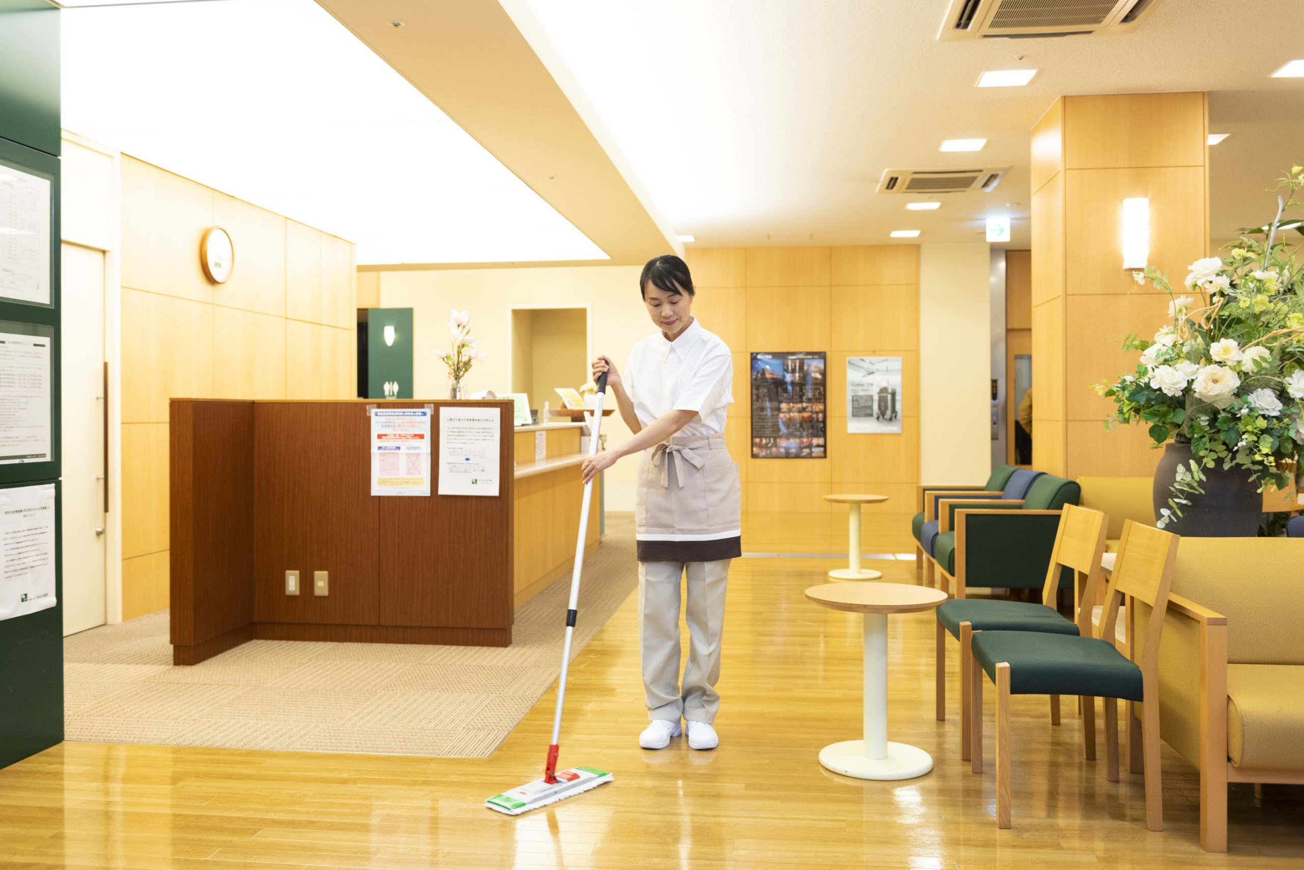 清掃スタッフ（西能病院外来）8:00～14:00/週3日～/土日休みあり