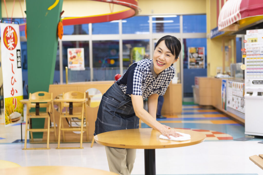 ■店内巡回清掃（アリス）